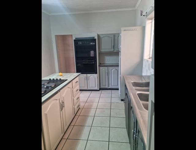 3 BEDROOM HOUSE FOR SALE IN EDELWEISS